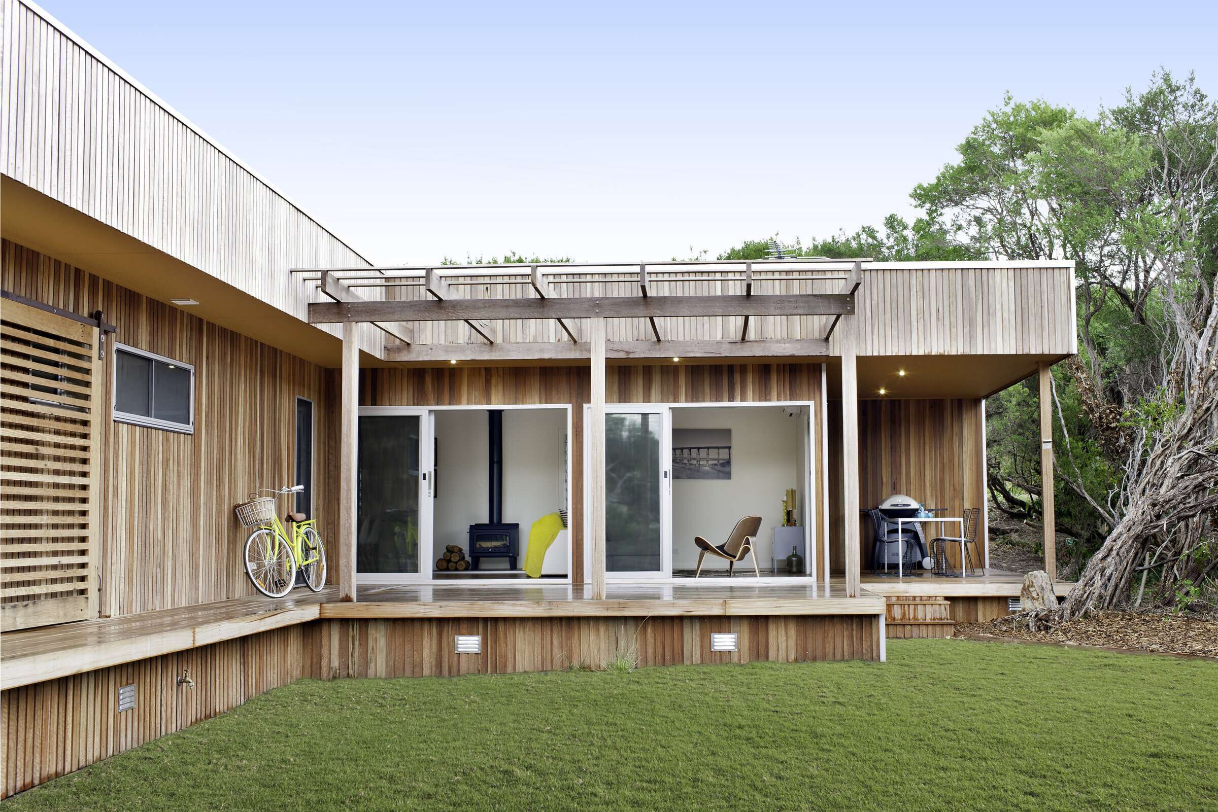 Climate-Responsive Prefab Homes: Ecoliv's Vision for Comfort and Sustainability