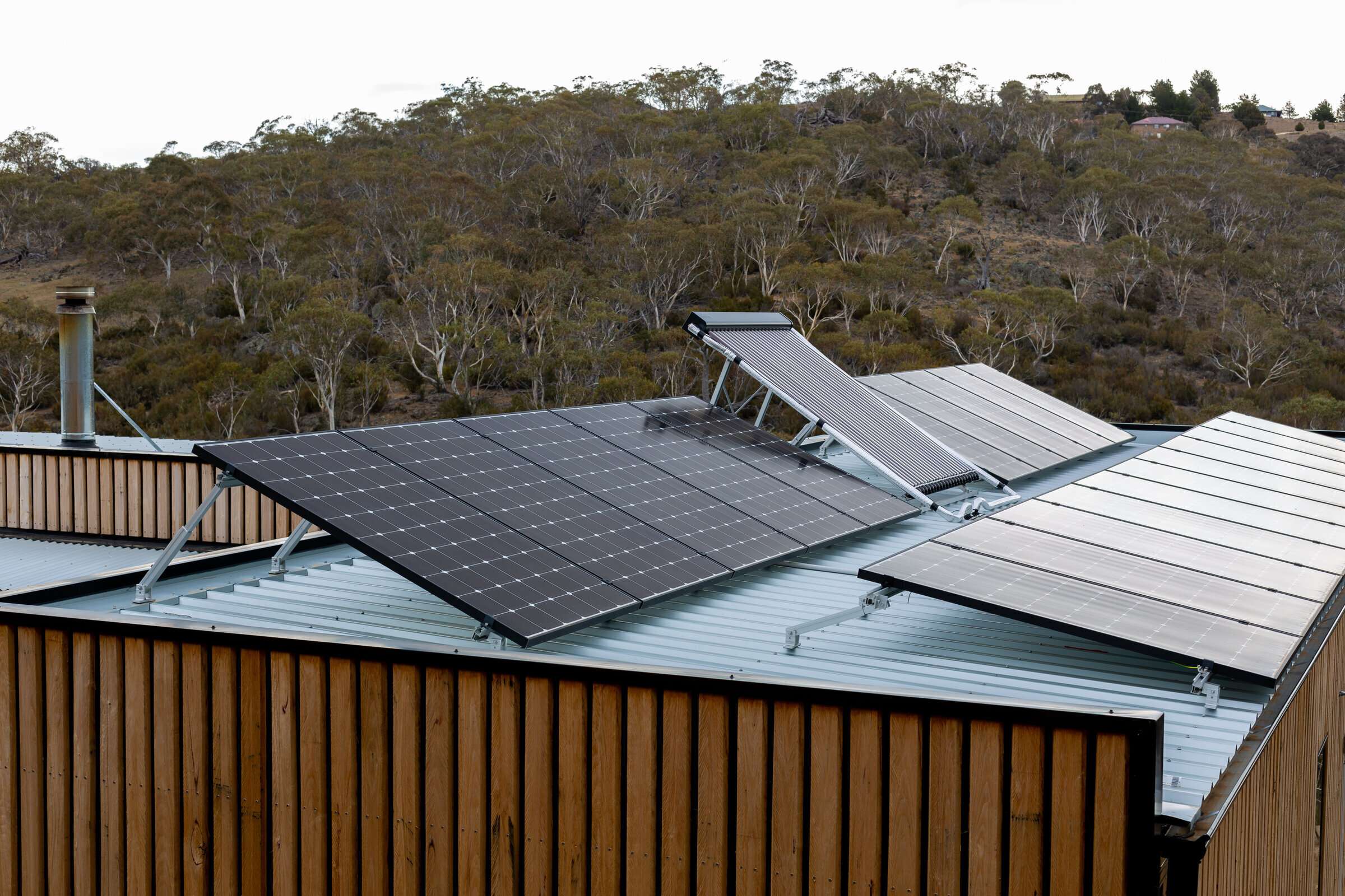 Building Resilient Off-Grid Homes: Your Solution to Power Outages